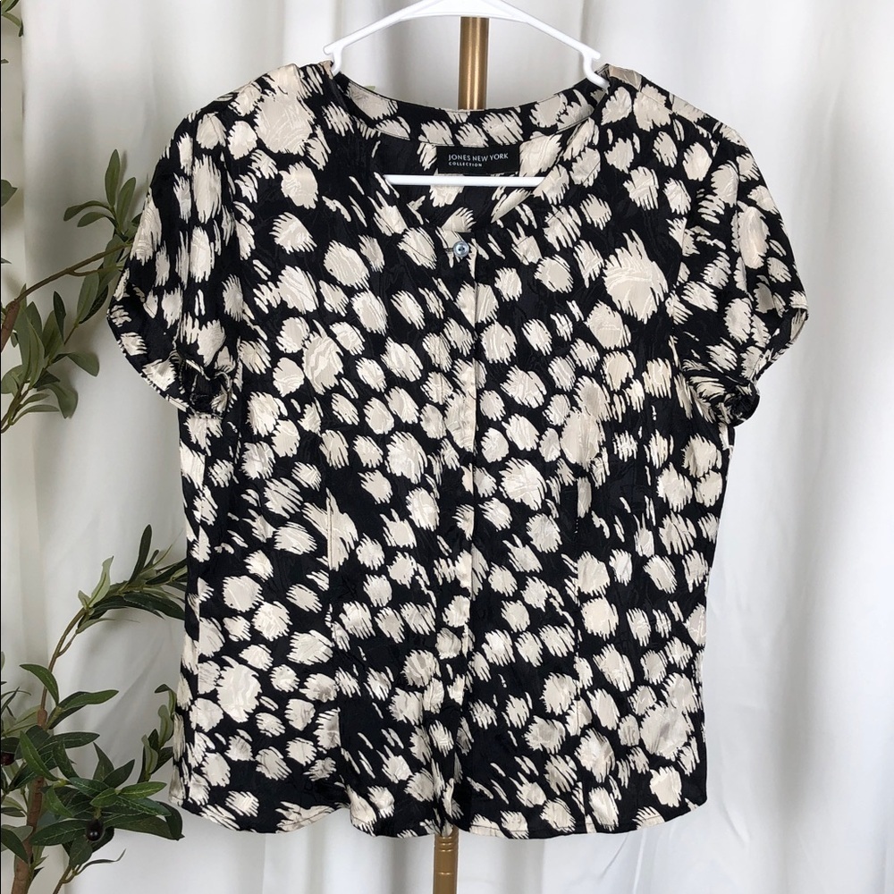 Jones New York 100% Silk Abstract Dot Hidden Button-Front Top Sz 6 (T1)